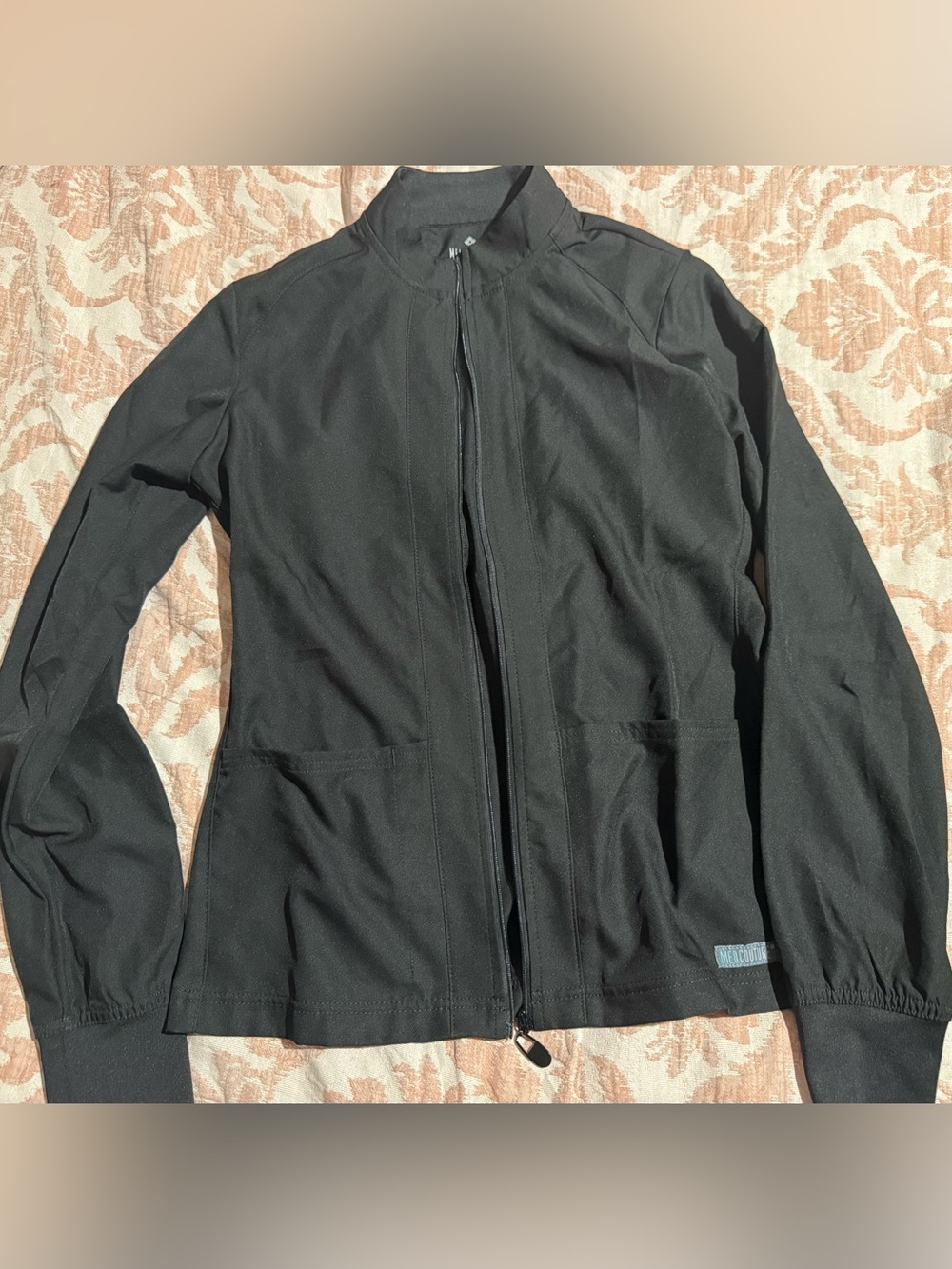 Women’s scrub jacket